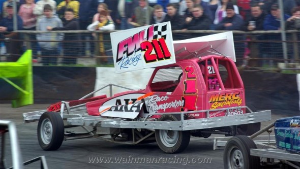 Chris_Webster-Buxton-20-05-2012-03