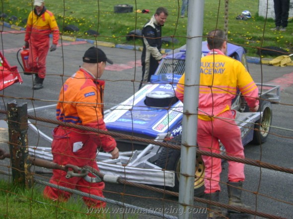 Tony_Mills-Buxton-20-05-2012-03