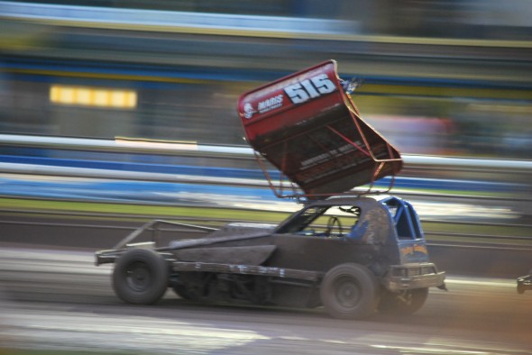 Frankie on his way to winning the final (Photo: Vic Peake)