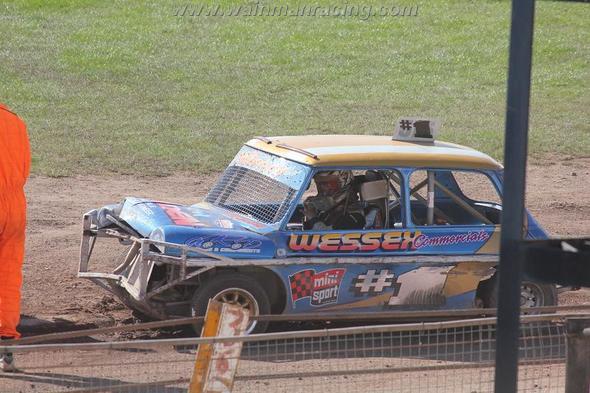 Massive damage after a back straight smash into the fence. (MF)