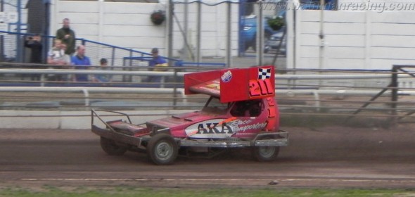 Phoebe drove brilliantly at Belle Vue. (CH)